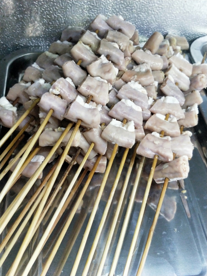 烤粉肠$3.5元/一串 已售2份