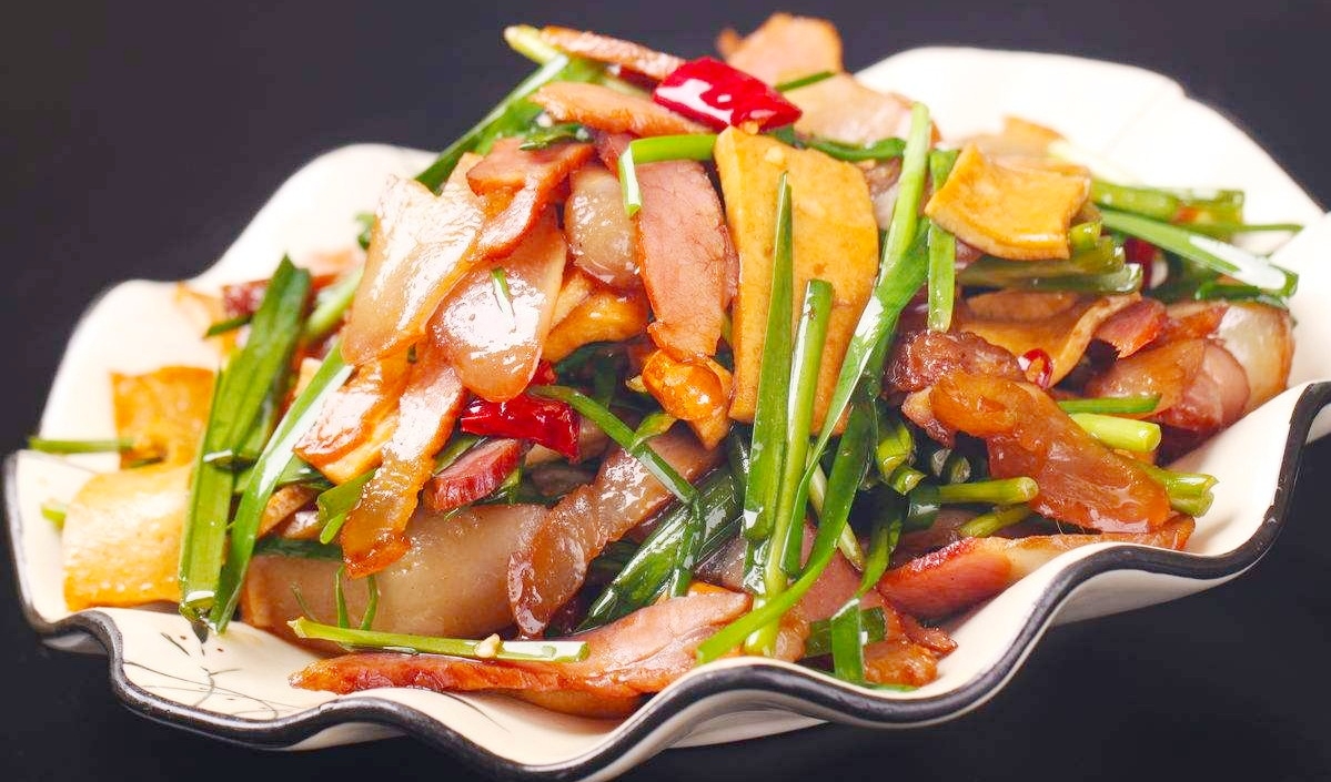 炒烟熏腊肉 ￥28元/份 已售26份