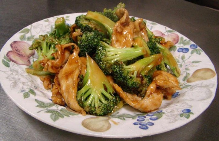 芥蓝鸡 ￥11.24元/份 月售0份