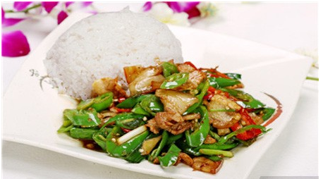 湘味小炒肉饭 ￥19元/份 已售11份