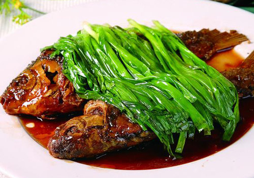 葱烧鲫鱼 ￥14元/份 已售1份