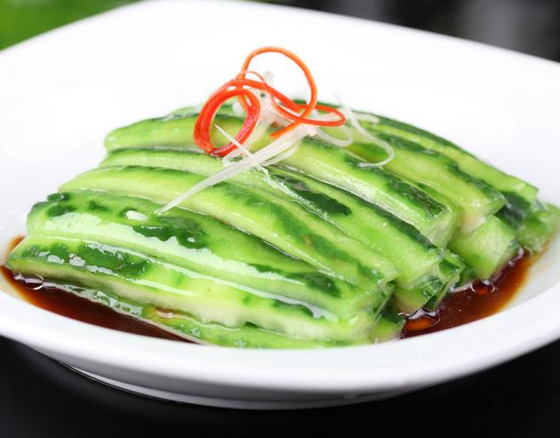 白油丝瓜 ￥8元/份 月售0份