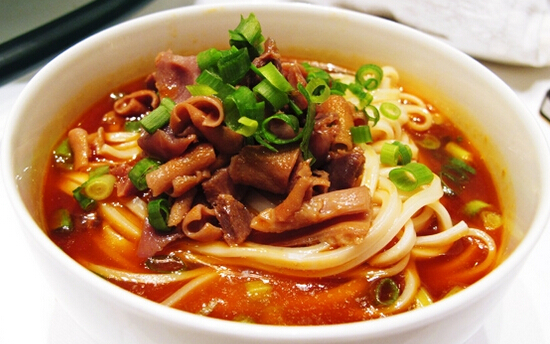 鸡杂面 ￥8元/份 已售7份