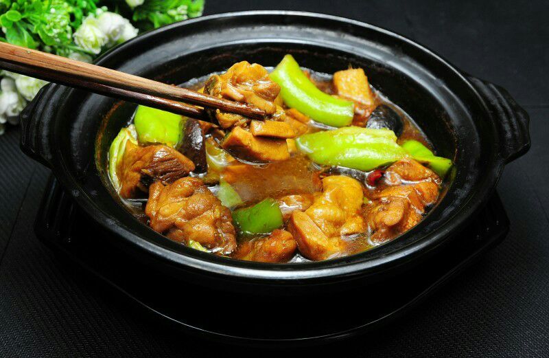 金牌黄焖鸡(大) ￥22元/份 已售123份