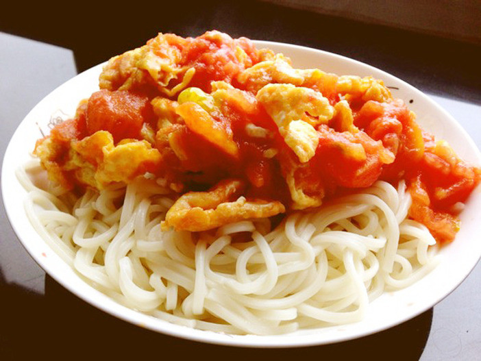 番茄炒蛋盖浇面 ￥12元/份 月售0份