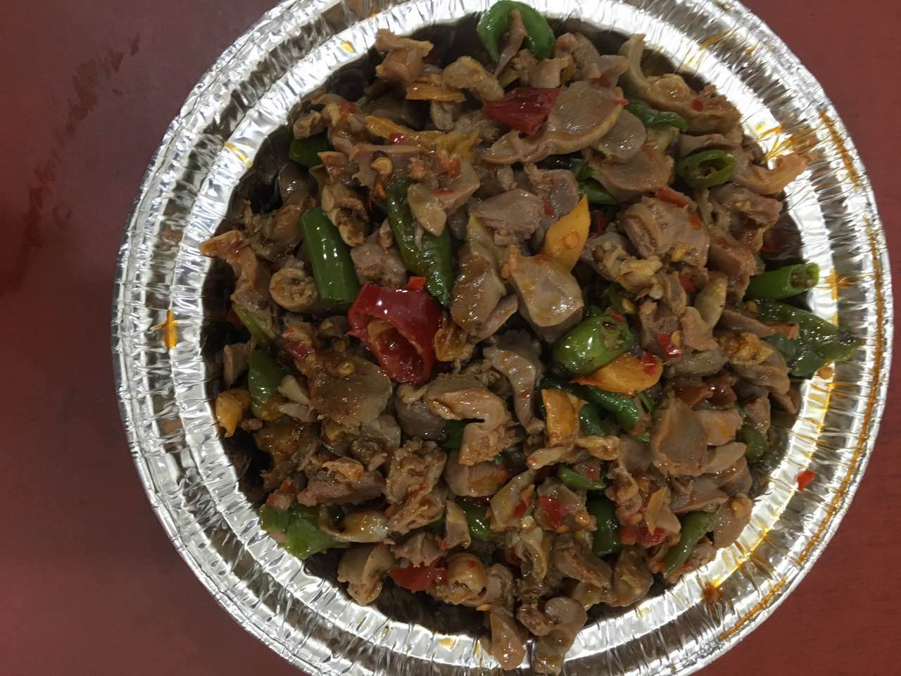 泡椒鸡杂煲仔饭 ￥17元/份 已售164份