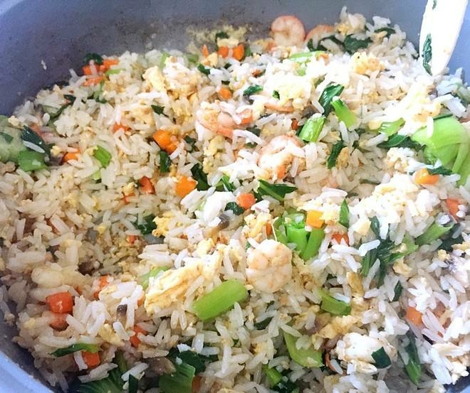 时蔬蛋炒饭(不辣) ￥12元/份 已售43份