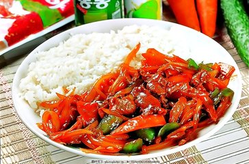 糟辣子牛肉盖饭 ￥18元/份 已售5份