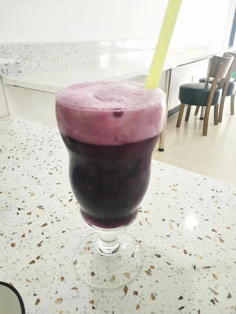 鲜榨葡萄汁 ￥18元/中杯 已售0份