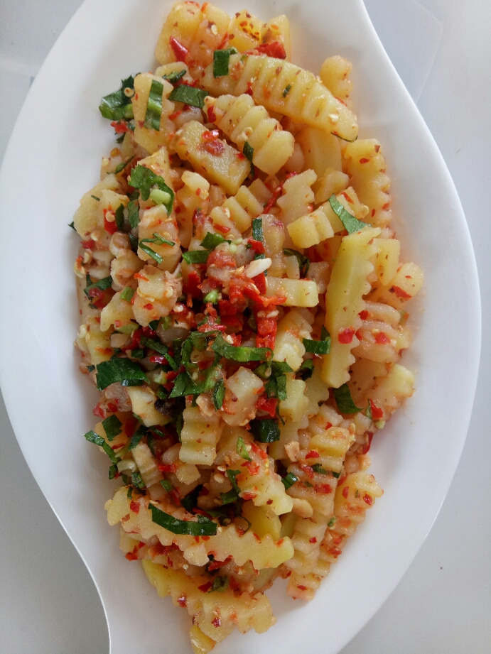 凉拌洋芋 ￥10元/份 已售0份