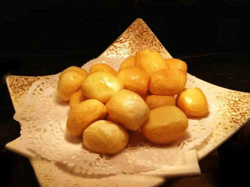 炸小馒头 ￥20元/份 已售0份