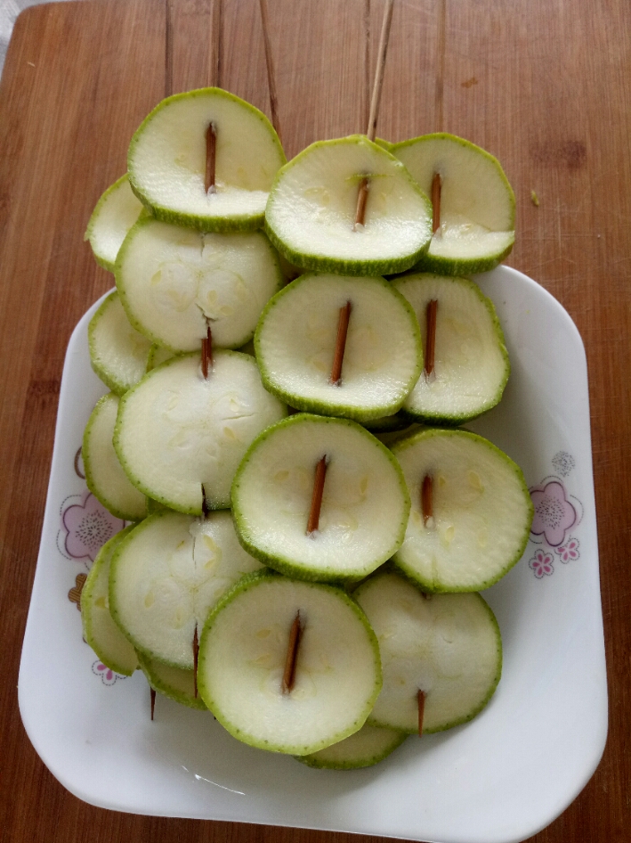 小瓜 ￥1元/串 已售86份