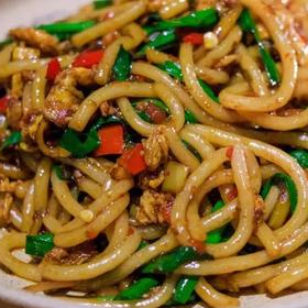 炒米线 ￥15元/份 已售30份