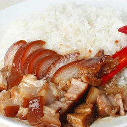 香芋猪蹄盖饭 ￥18元/份 已售15份