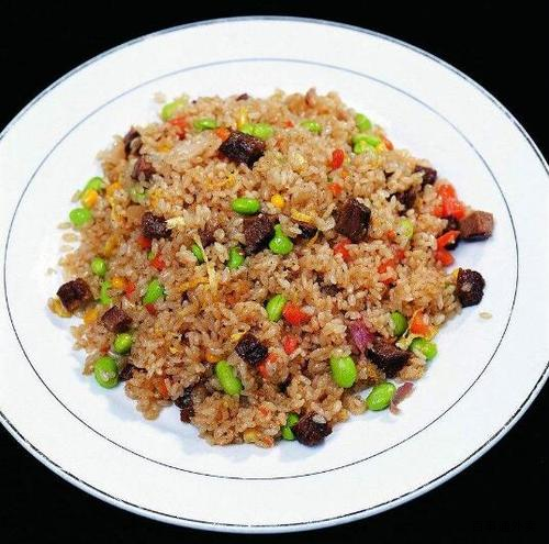 洋葱牛肉炒饭 ￥20元/份 已售9份